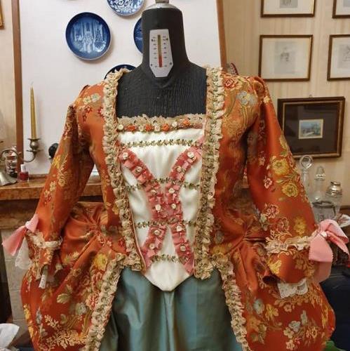 ABITO COSTUME STORICO FEMMINILE 1700 NOLEGGIO