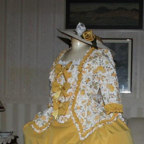 ABITO COSTUME STORICO FEMMINILE 1700 NOLEGGIO