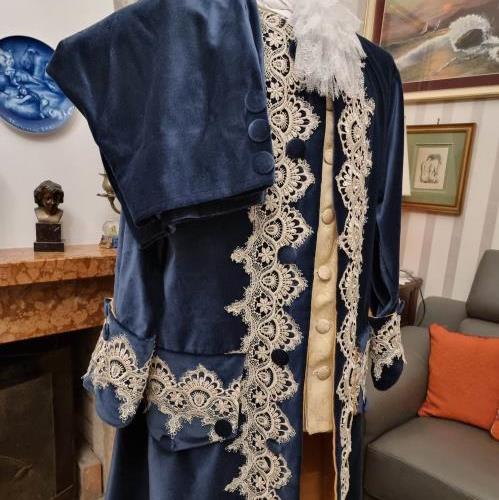 ABITO COSTUME STORICO MASCHILE 1700 NOLEGGIO