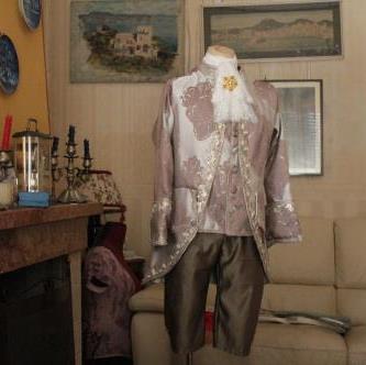 ABITO COSTUME STORICO MASCHILE 1700 NOLEGGIO